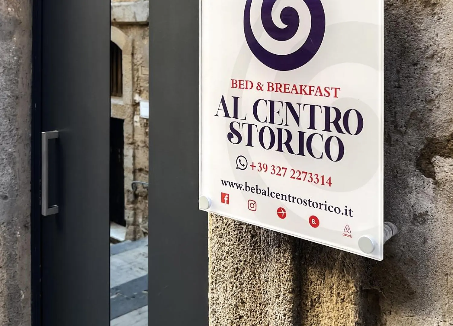 Bed and Breakfast Al Centro Storico Caltagirone Frühstückspension